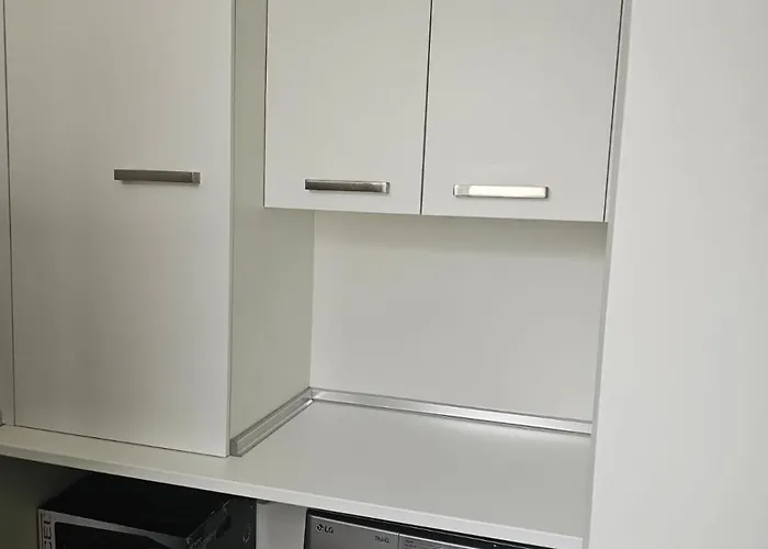 Gratitude アパート フンシャル